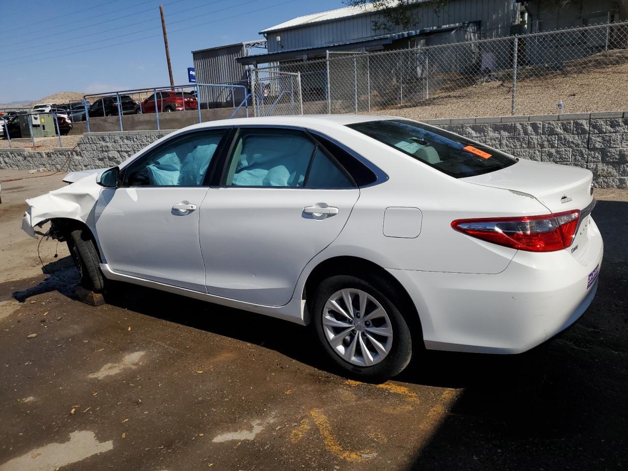 2015 TOYOTA CAMRY