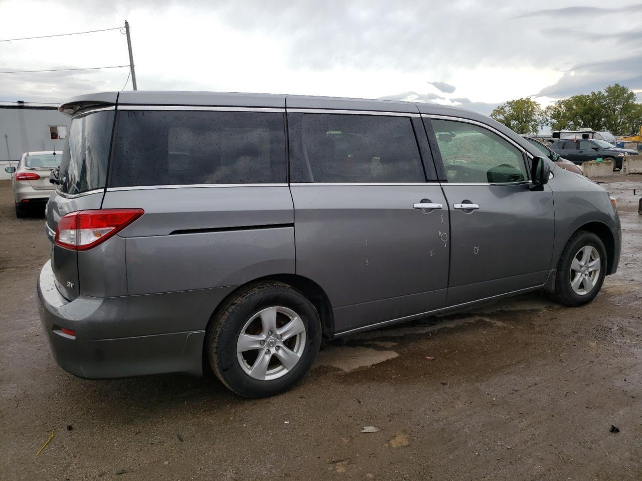 2015 NISSAN Quest