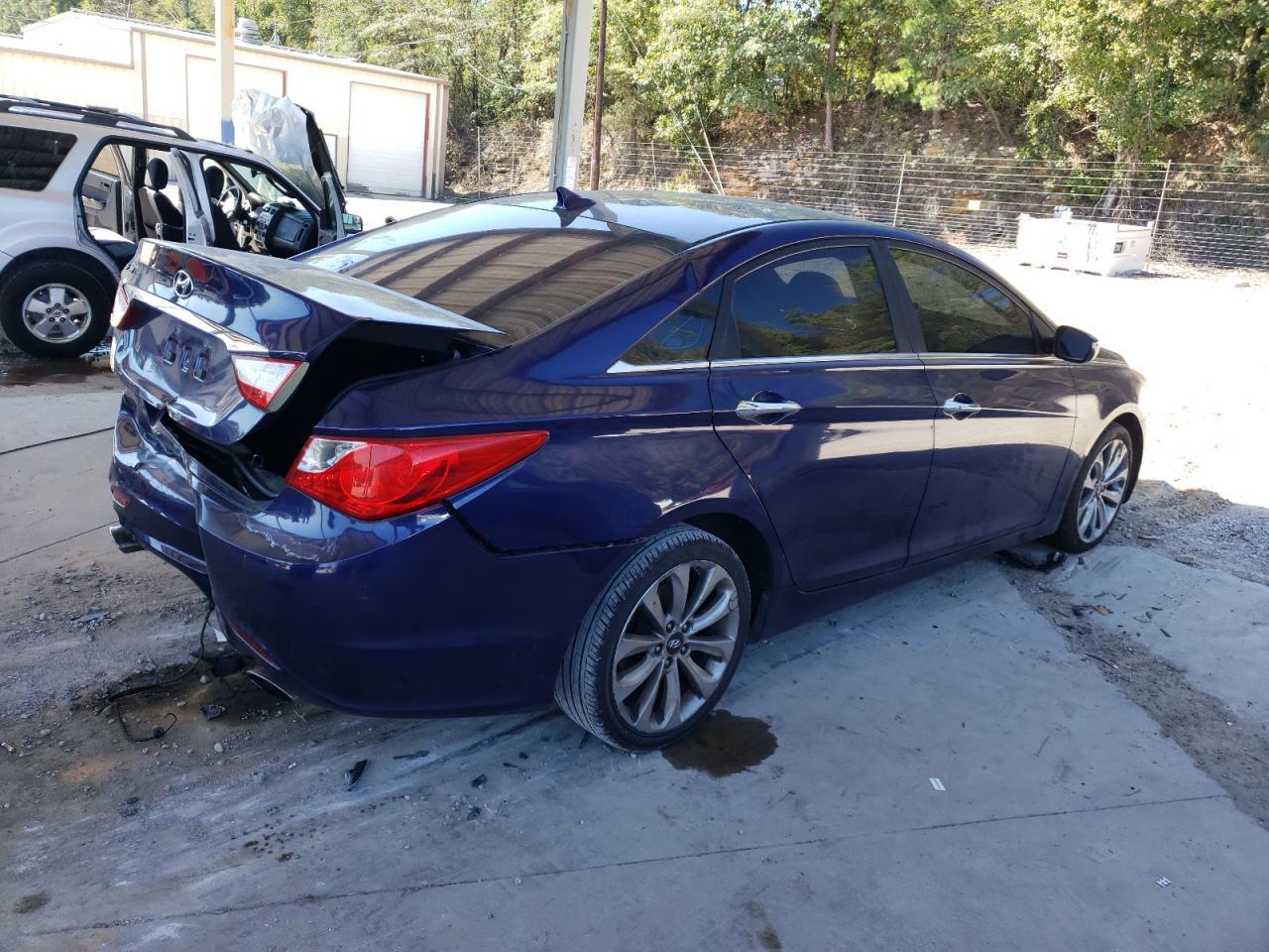 2011 HYUNDAI SONATA