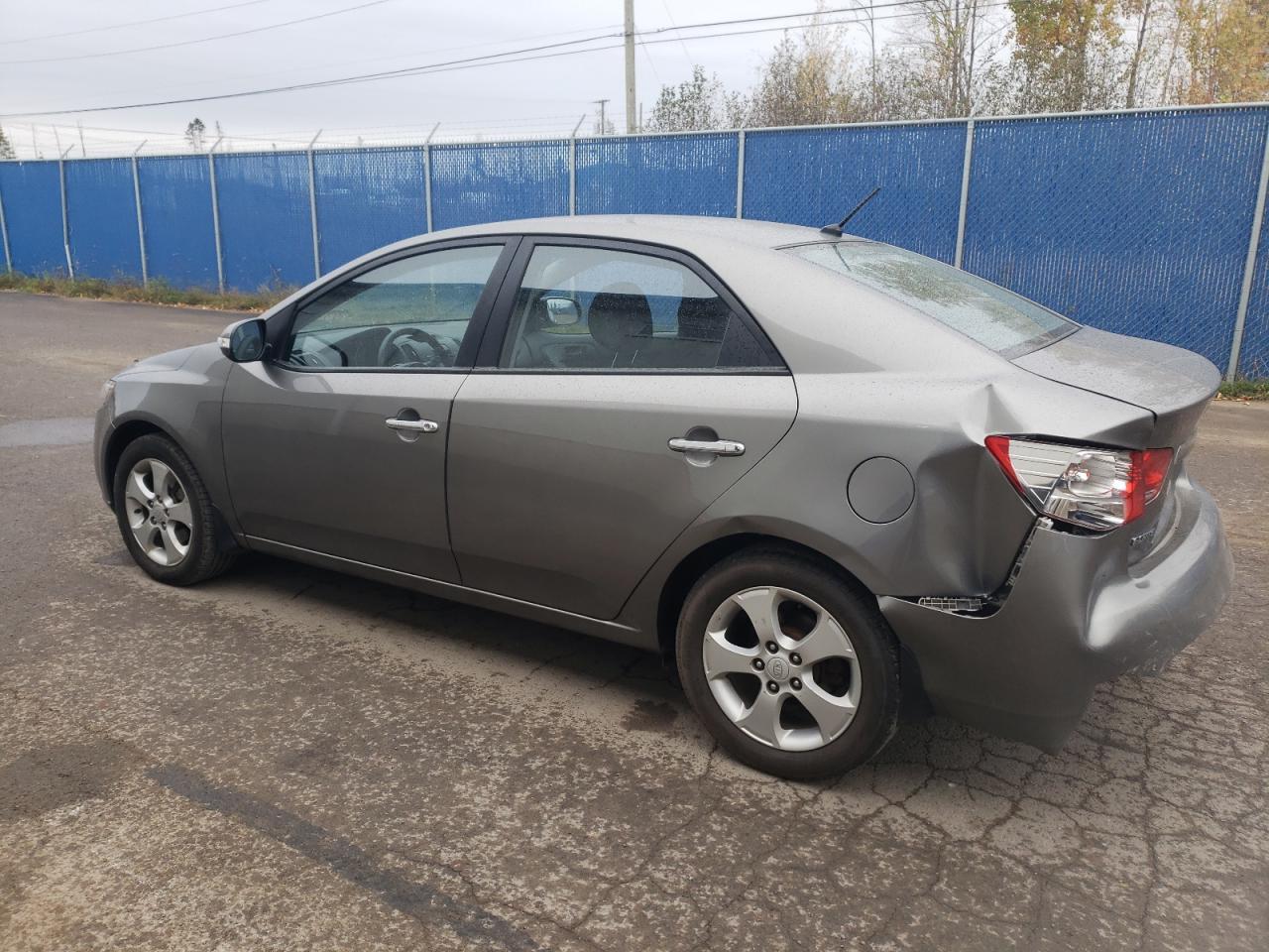 2010 KIA FORTE