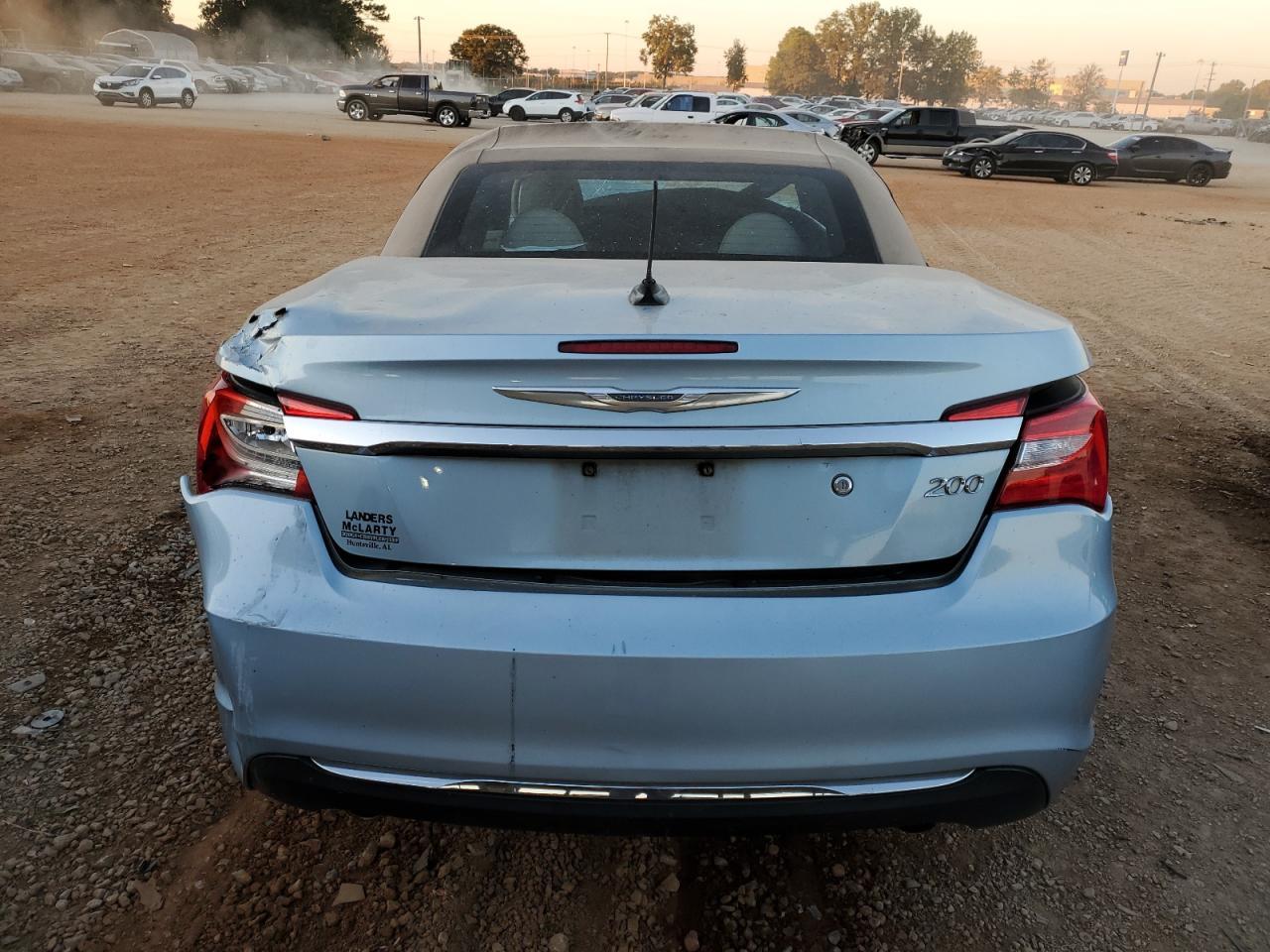2013 CHRYSLER 200