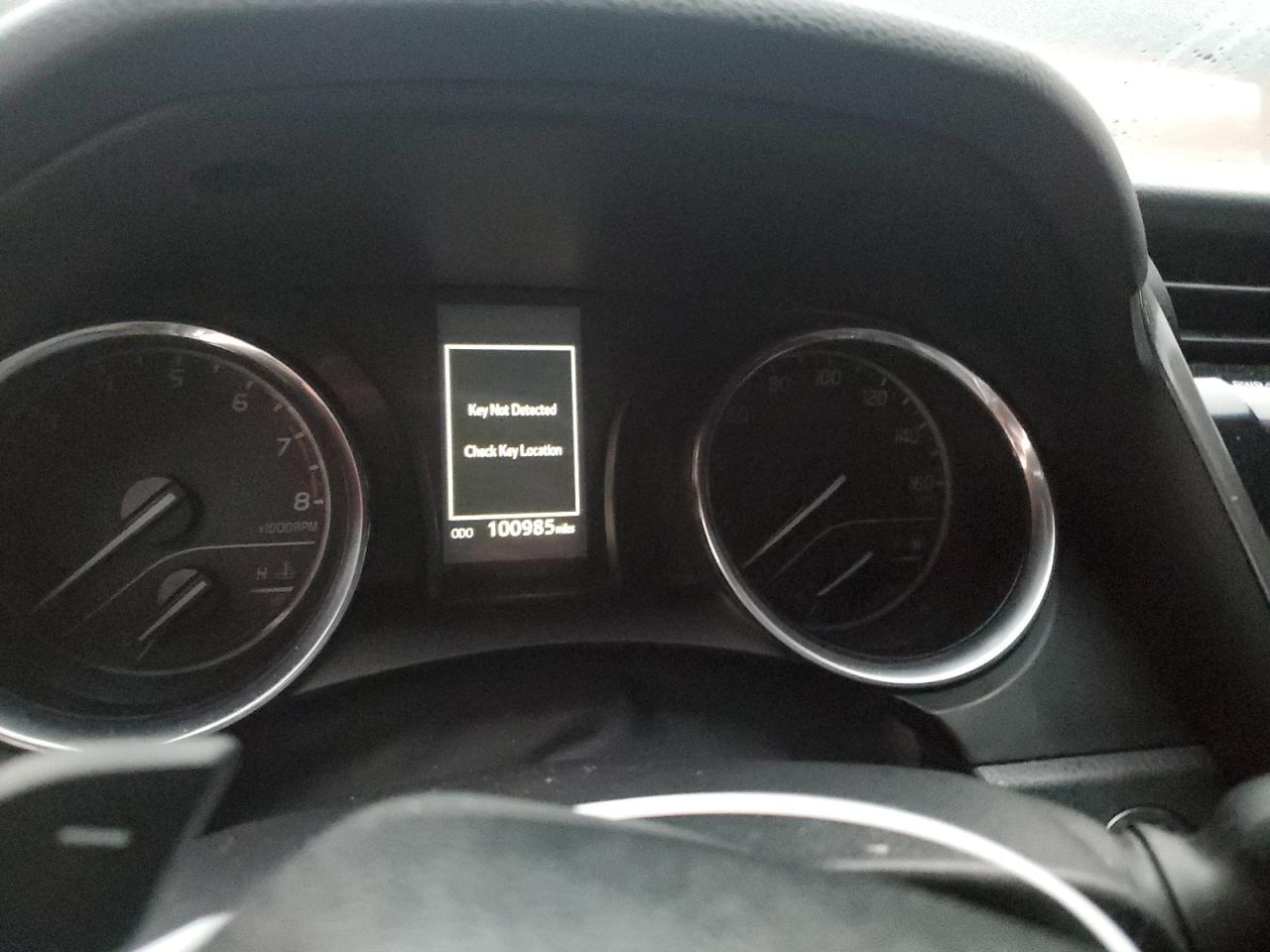 2018 TOYOTA CAMRY