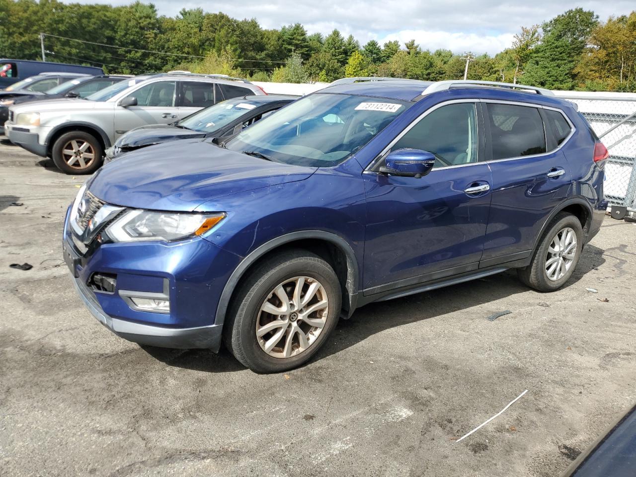 2017 NISSAN ROGUE