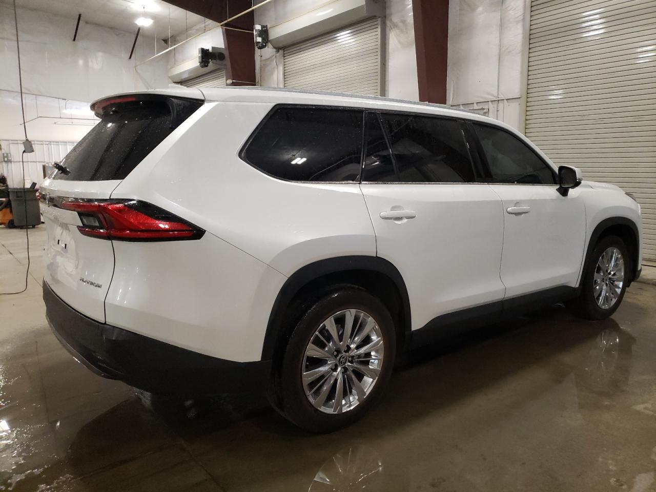 2024 TOYOTA HIGHLANDER