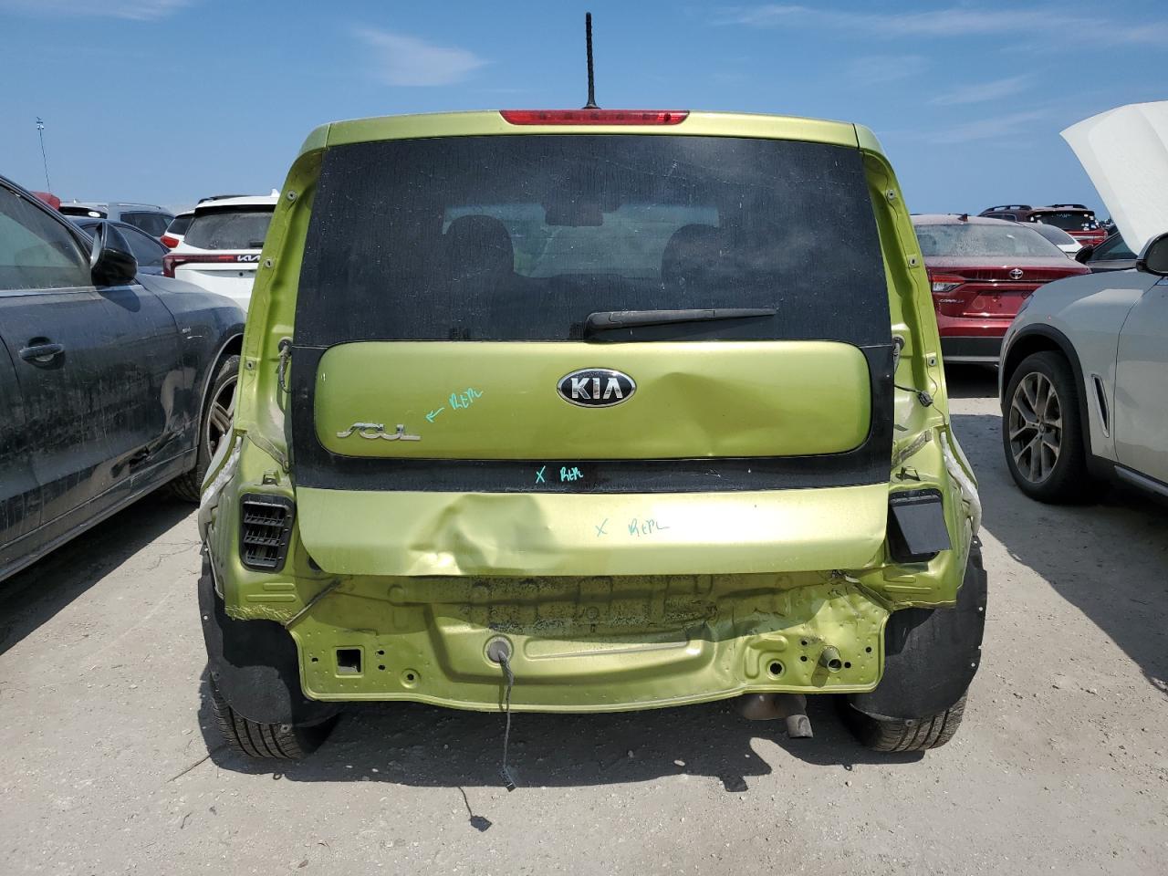 2016 KIA SOUL