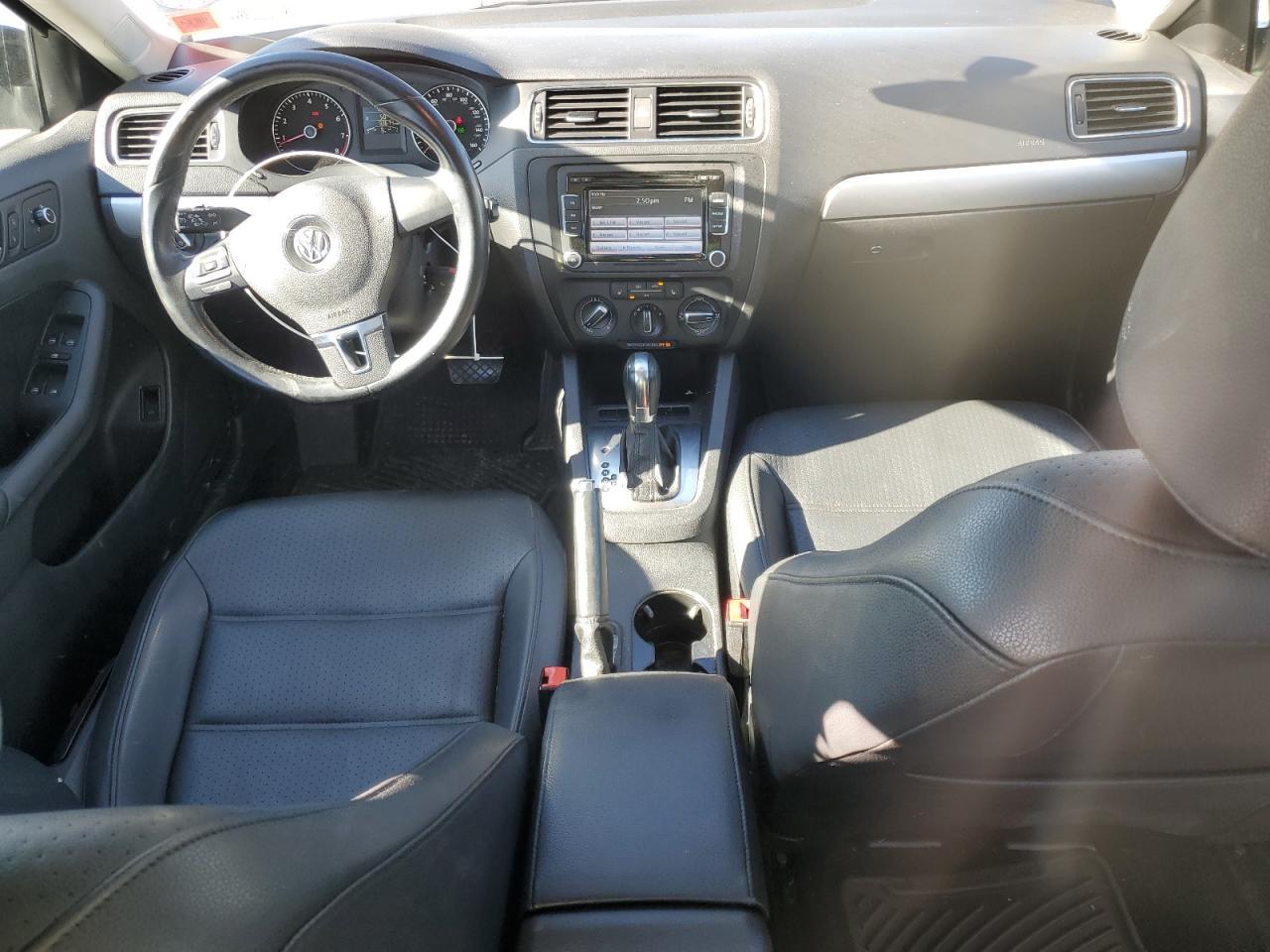 2013 VOLKSWAGEN JETTA