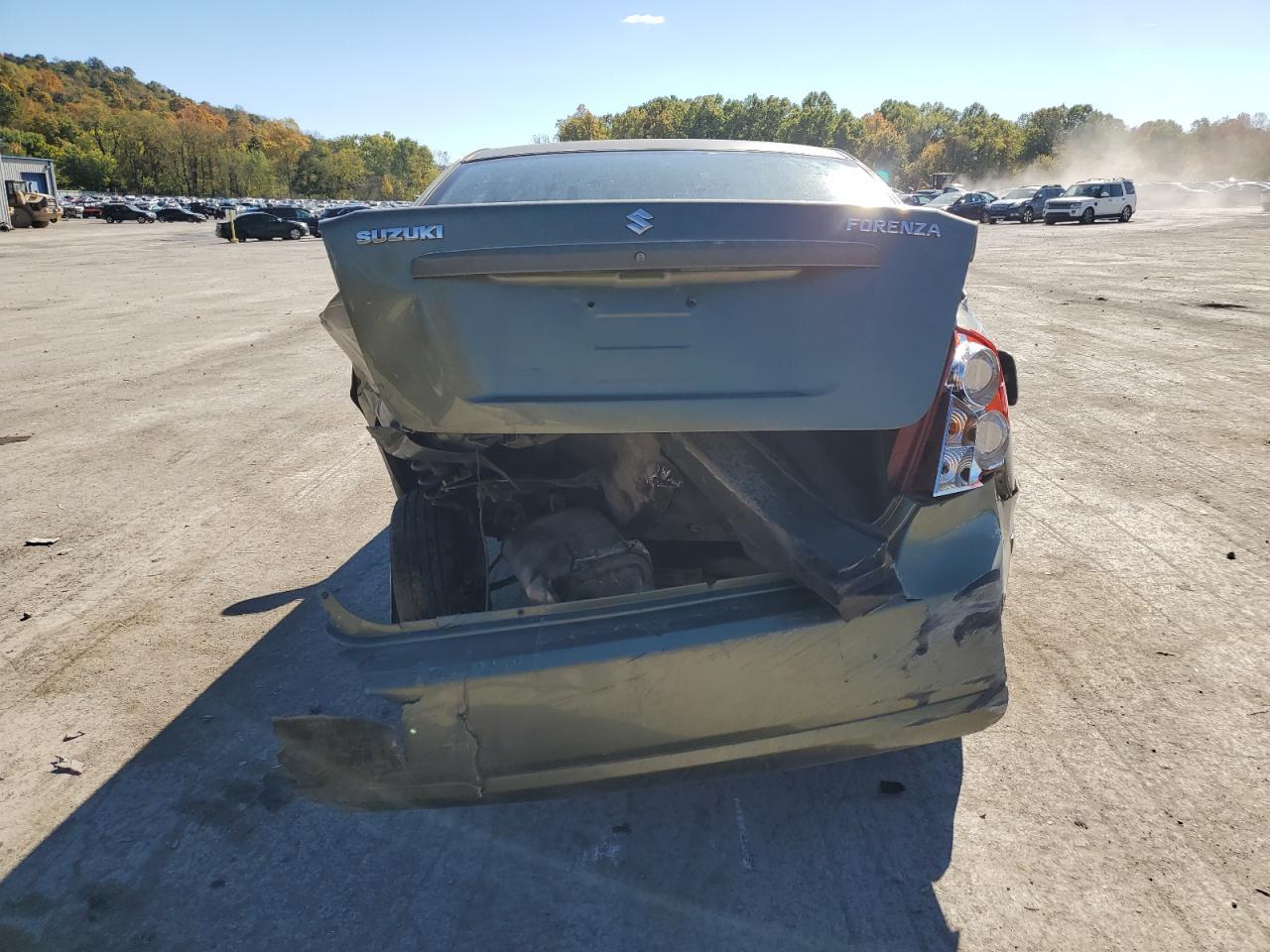 2005 SUZUKI Forenza