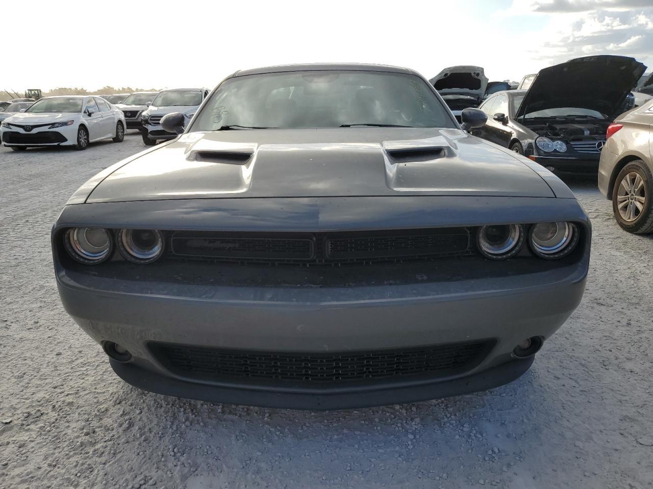 2019 DODGE Challenger