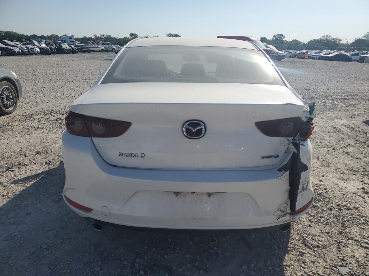 2019 MAZDA 3