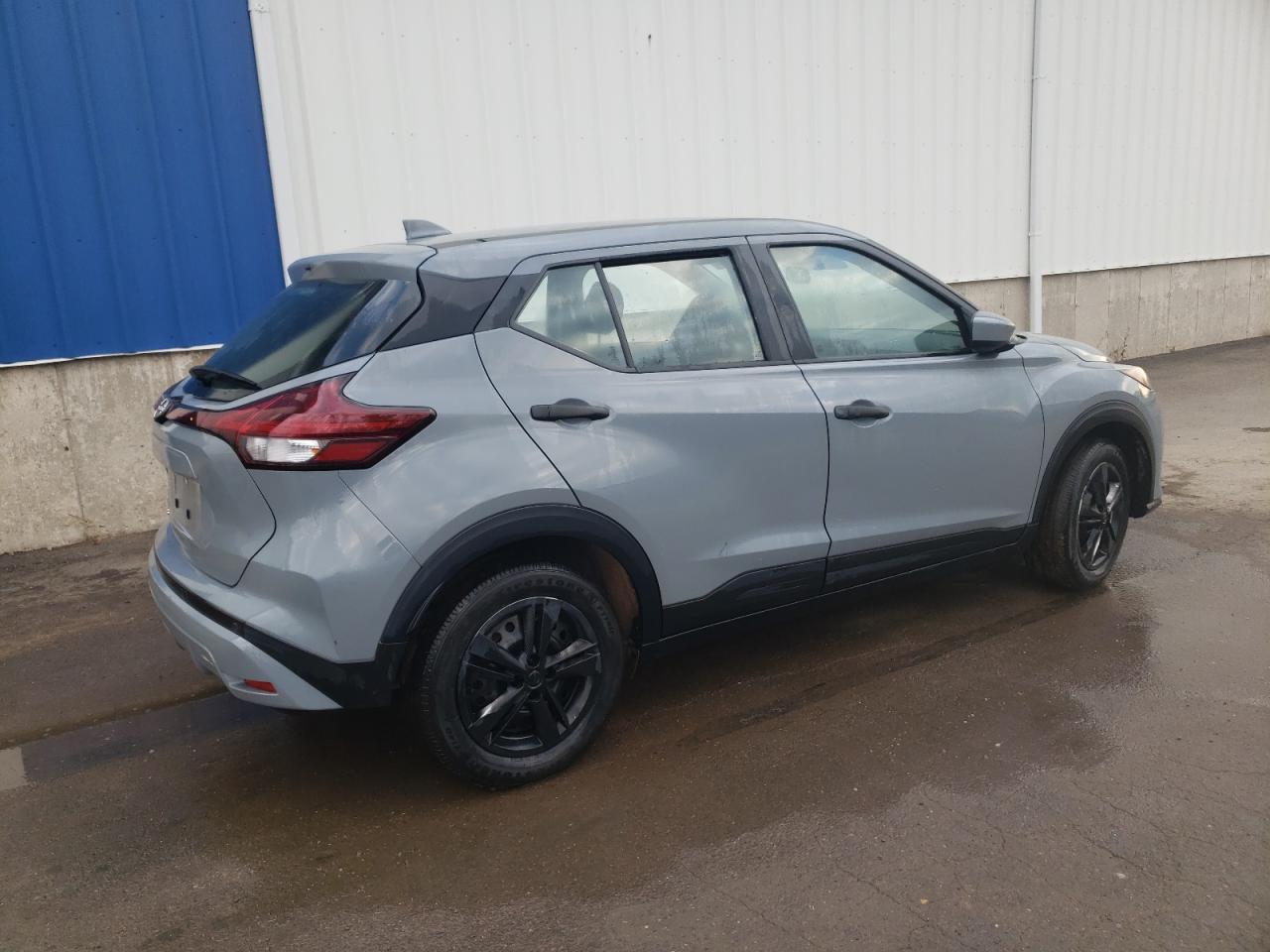 2022 NISSAN KICKS