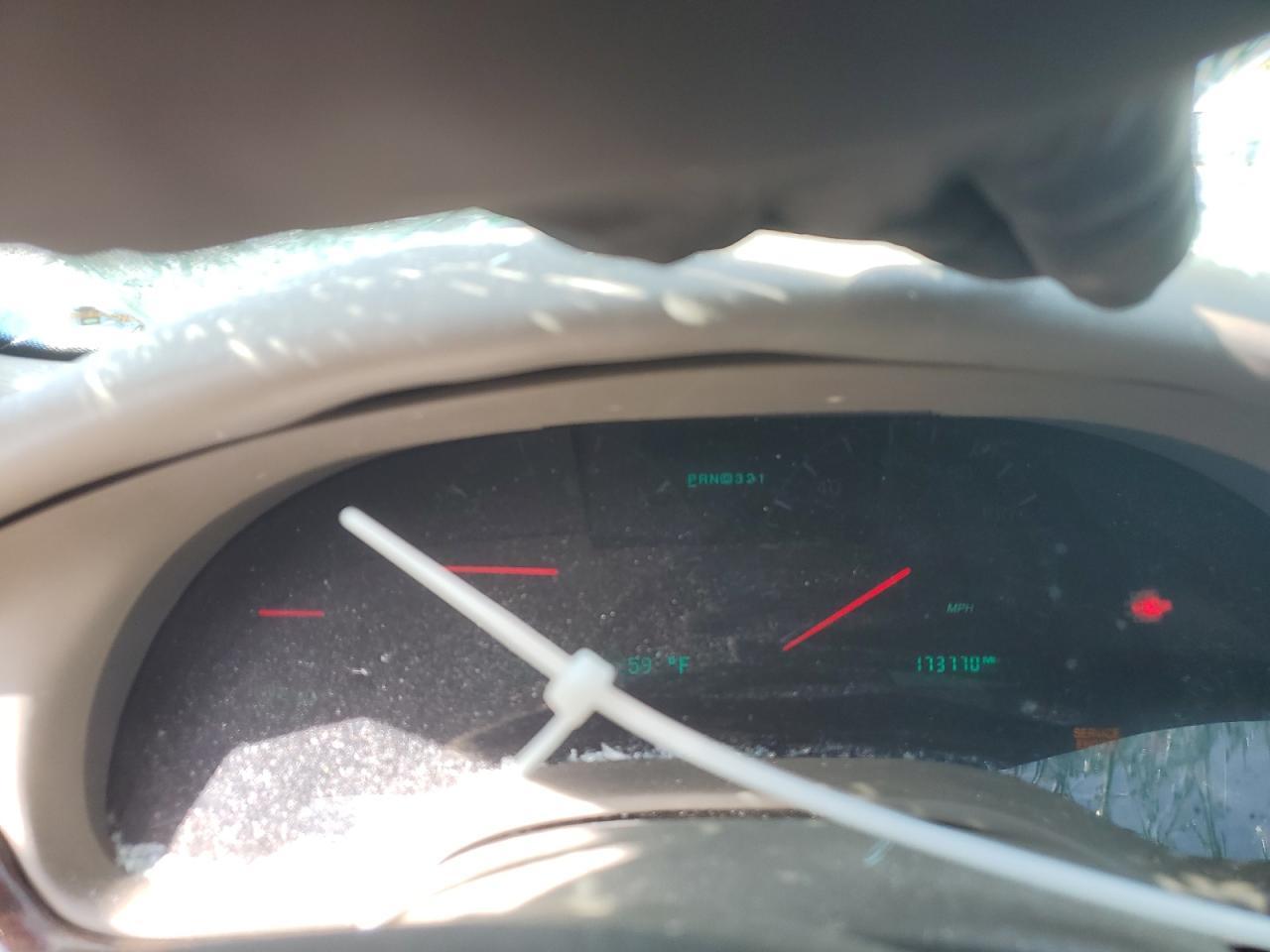 2004 CADILLAC Seville