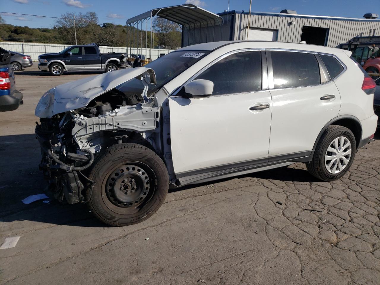 2017 NISSAN ROGUE