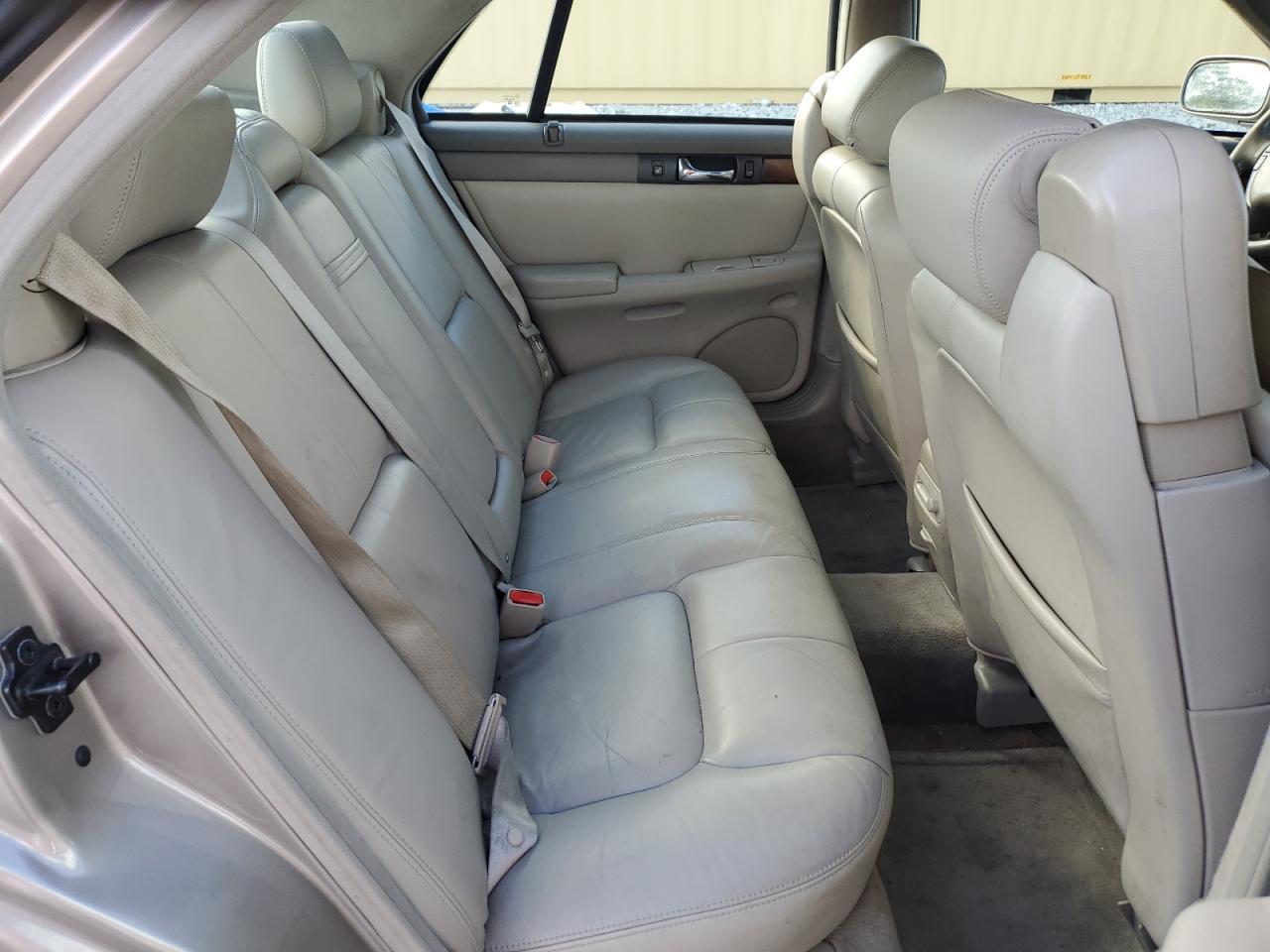 2004 CADILLAC Seville