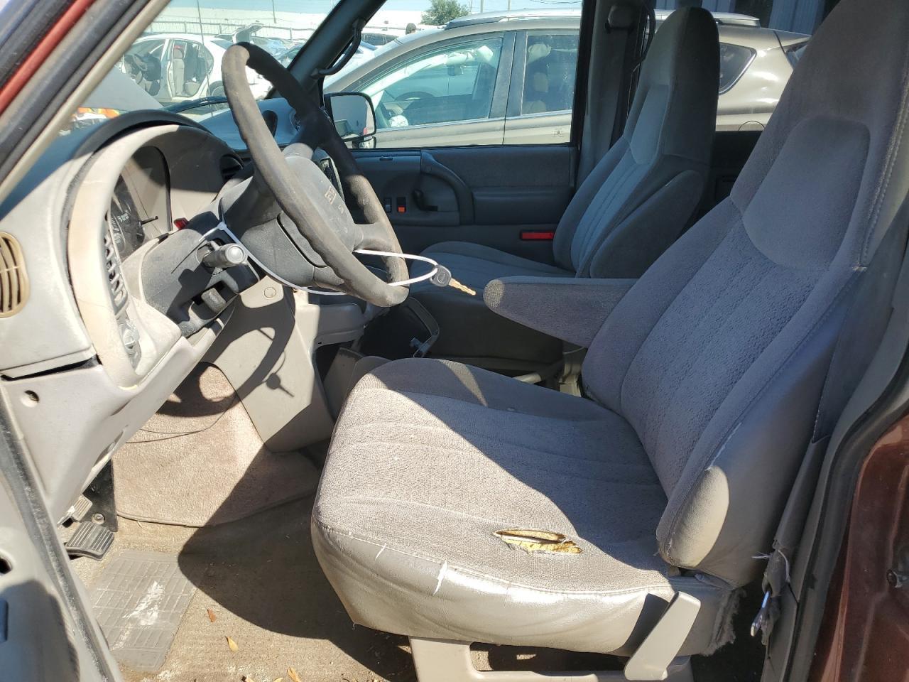 2000 GMC SAFARI