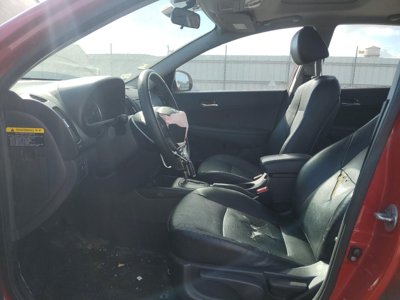 2012 HYUNDAI ELANTRA