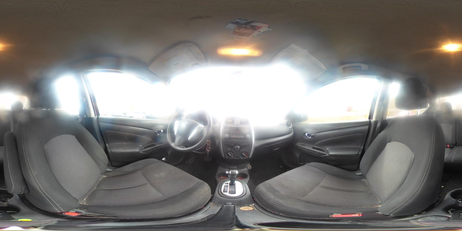 2017 NISSAN VERSA