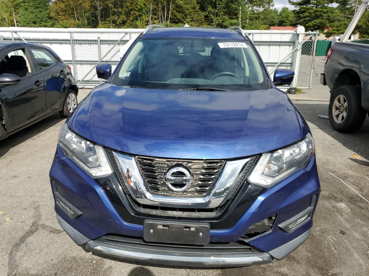 2017 NISSAN ROGUE