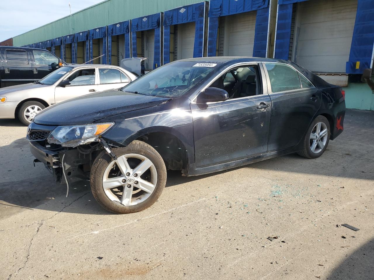 2013 TOYOTA CAMRY