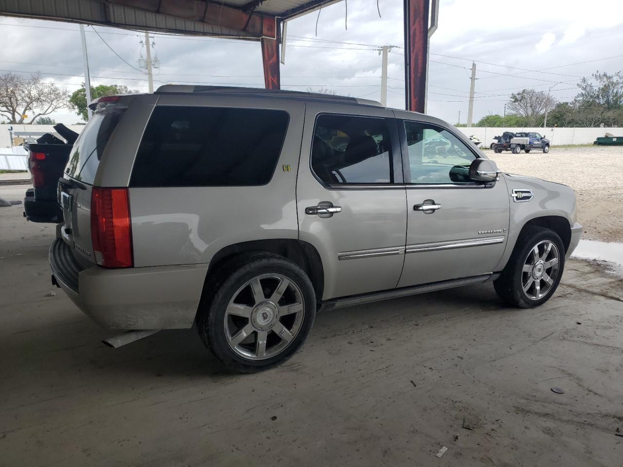 2009 CADILLAC ESCALADE