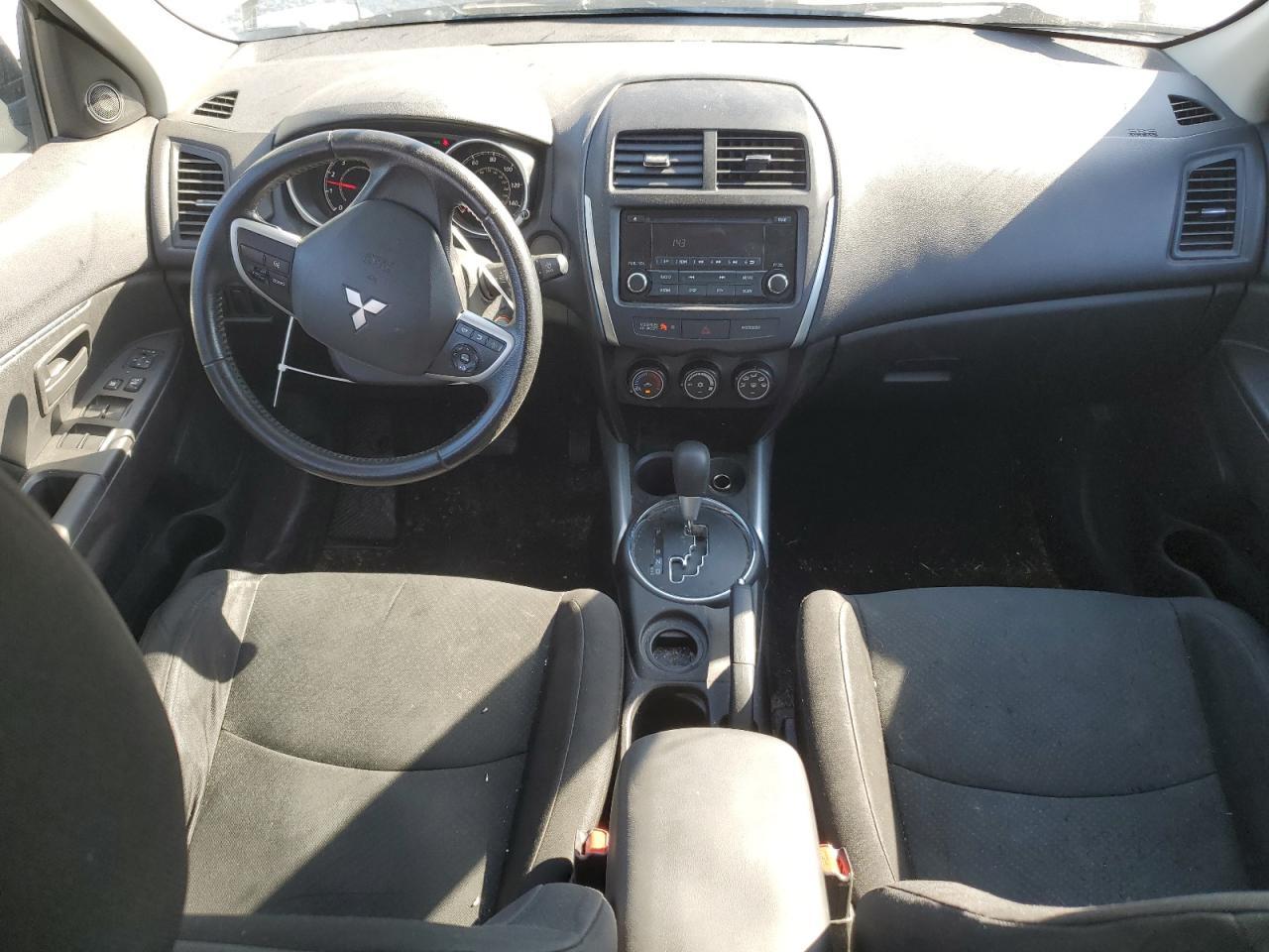 2014 MITSUBISHI outlander
