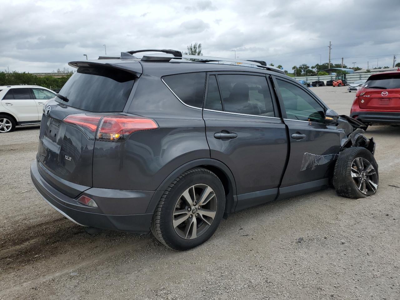 2016 TOYOTA RAV4