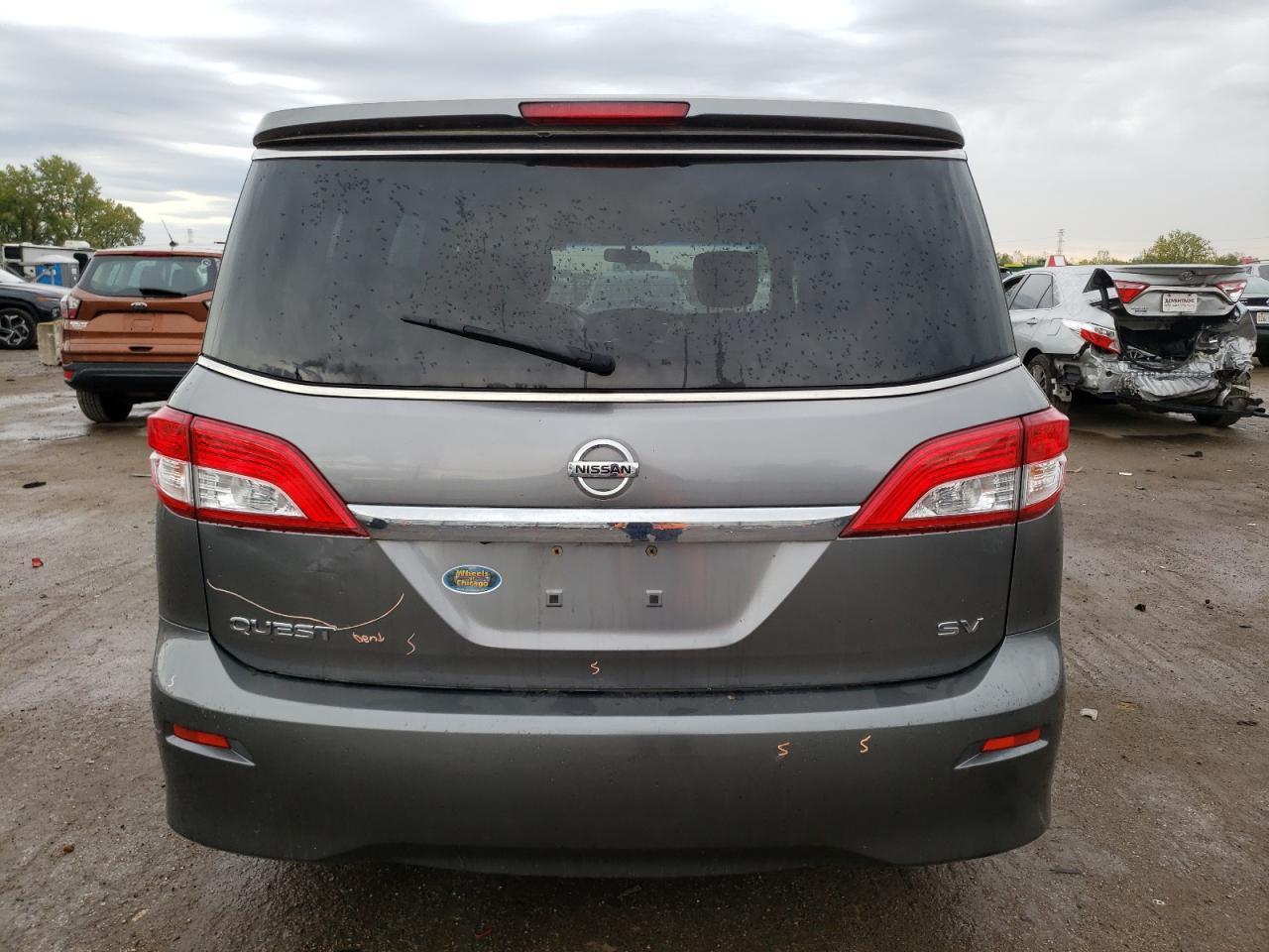 2015 NISSAN Quest