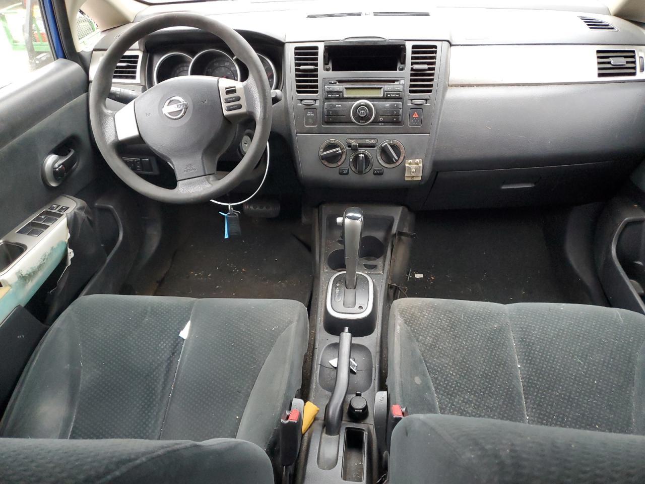 2010 NISSAN VERSA
