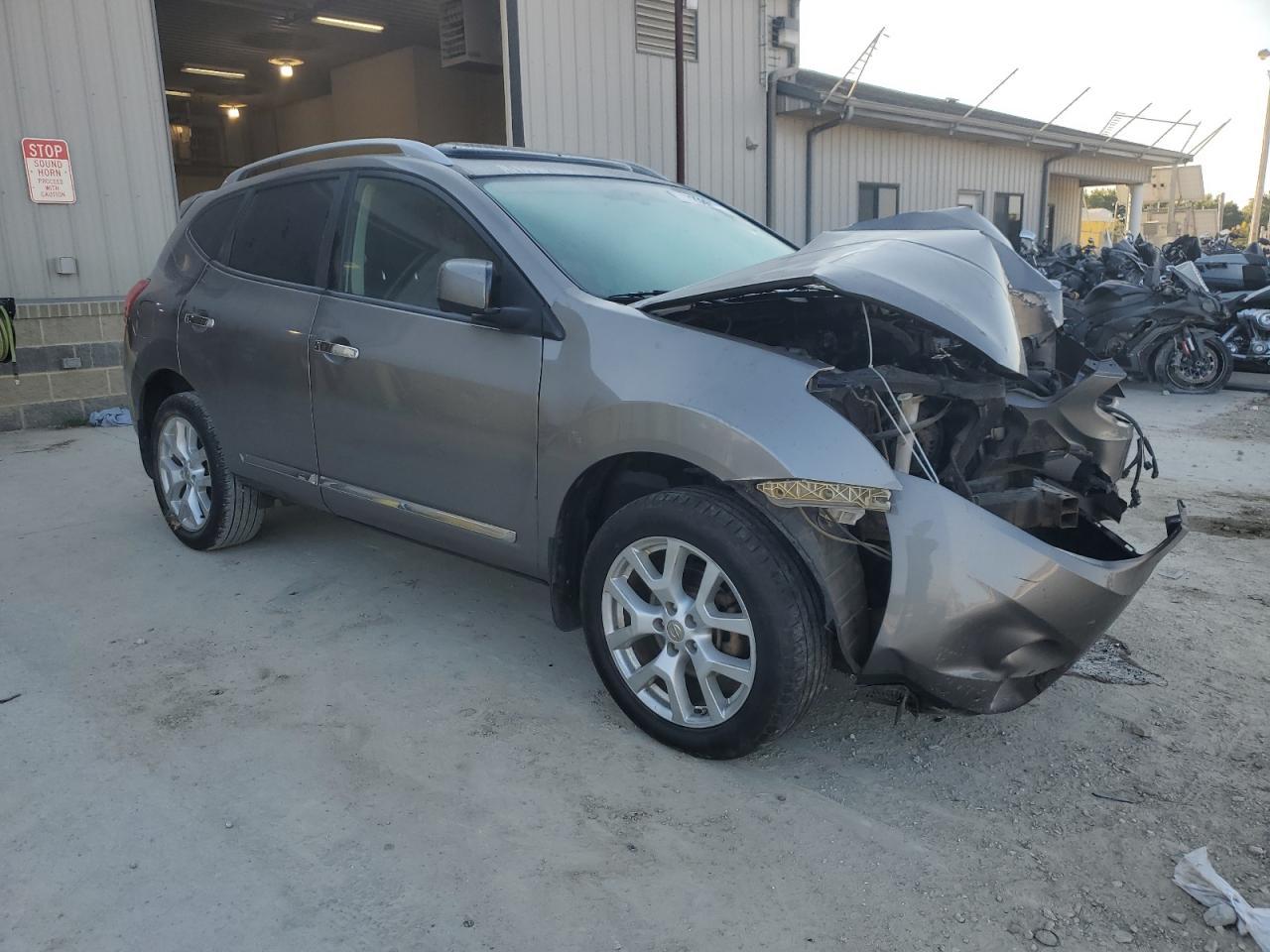 2013 NISSAN ROGUE