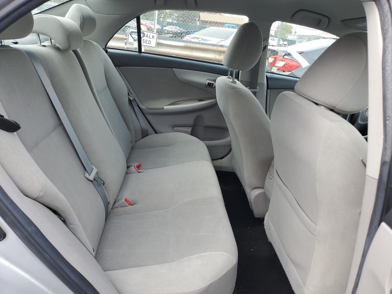 2013 TOYOTA COROLLA