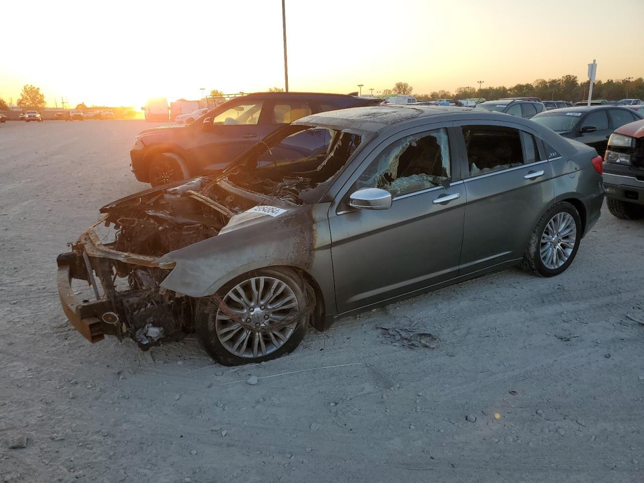 2012 CHRYSLER 200