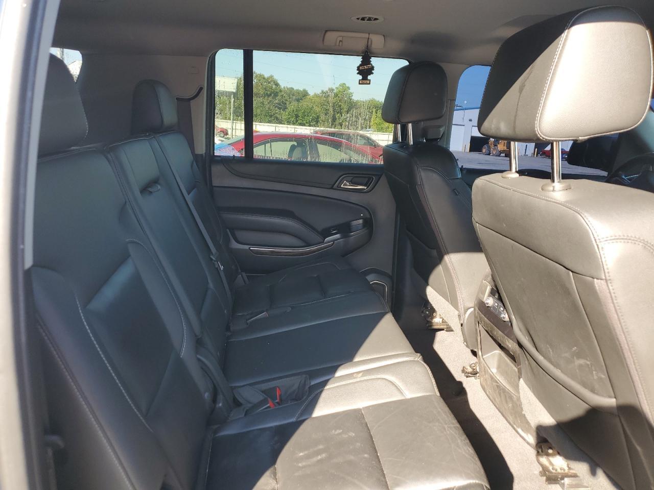 2019 CHEVROLET Suburban