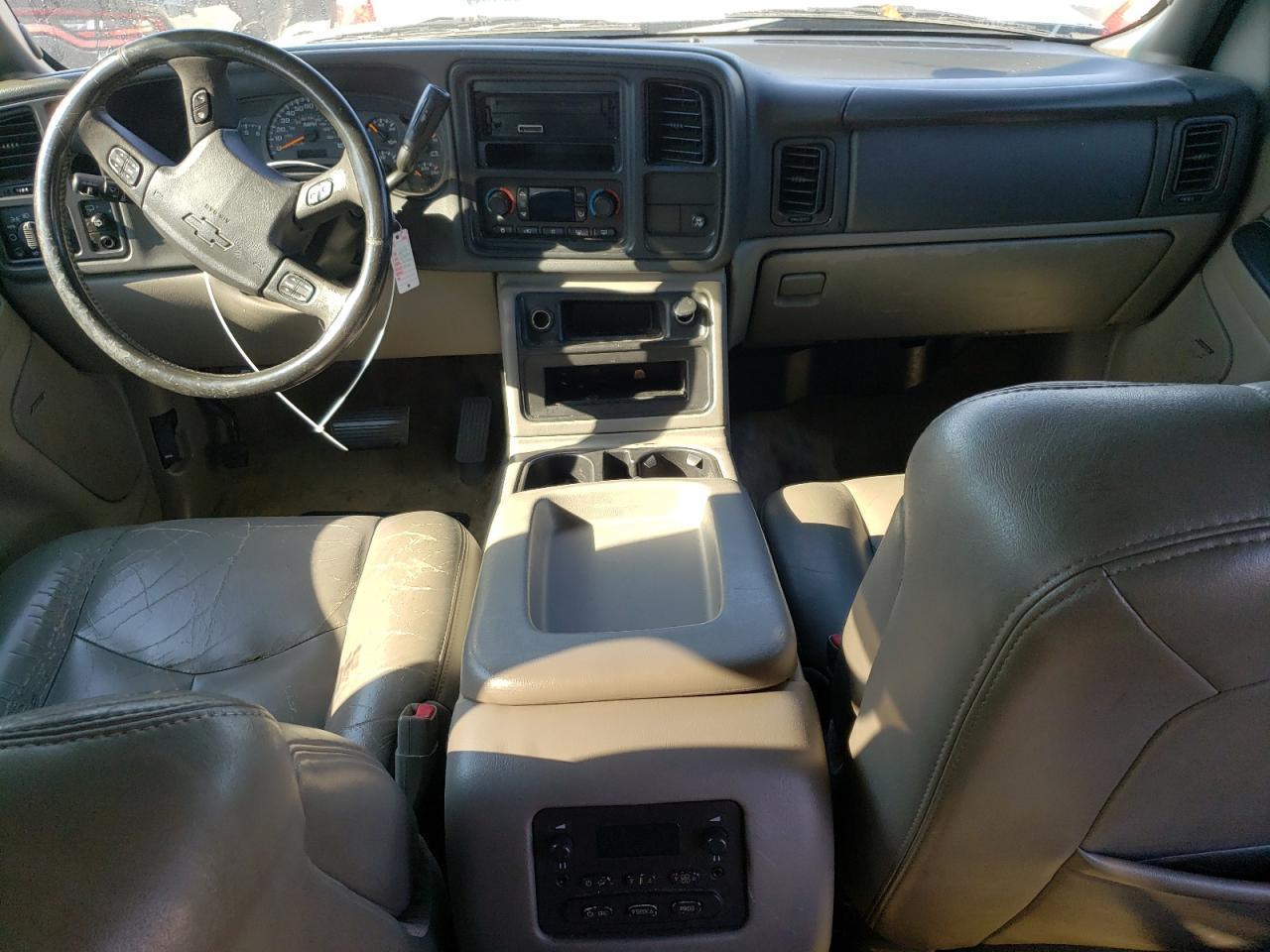 2004 CHEVROLET Tahoe