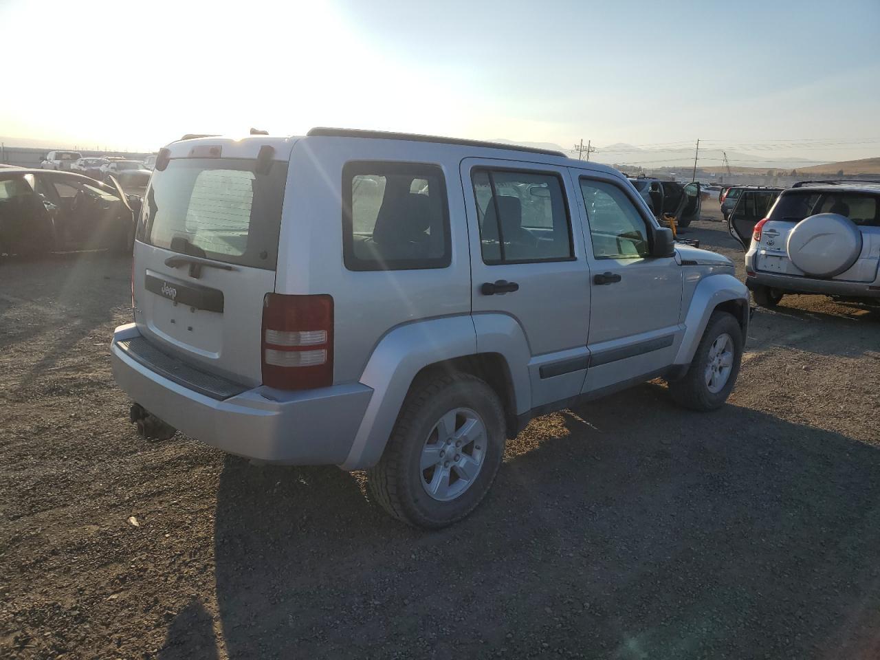2009 JEEP Liberty