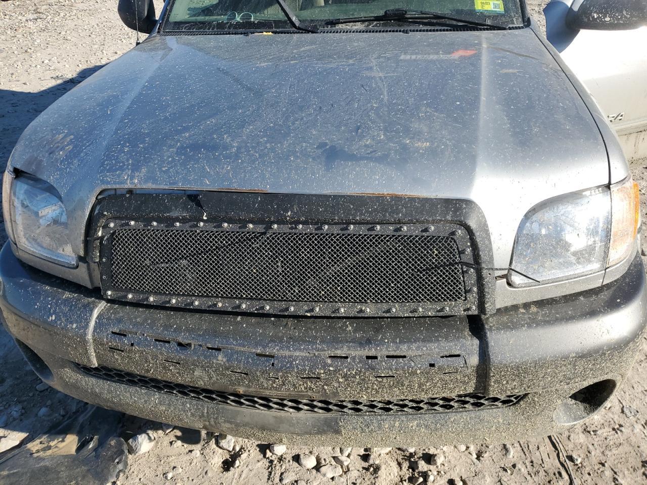 2003 TOYOTA TUNDRA