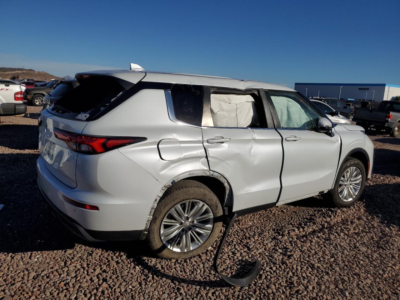 2022 MITSUBISHI outlander