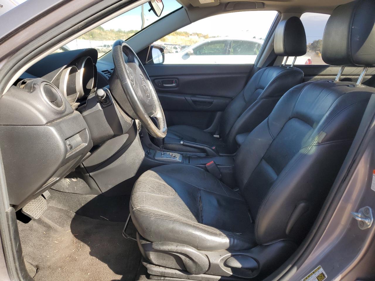 2006 MAZDA 3