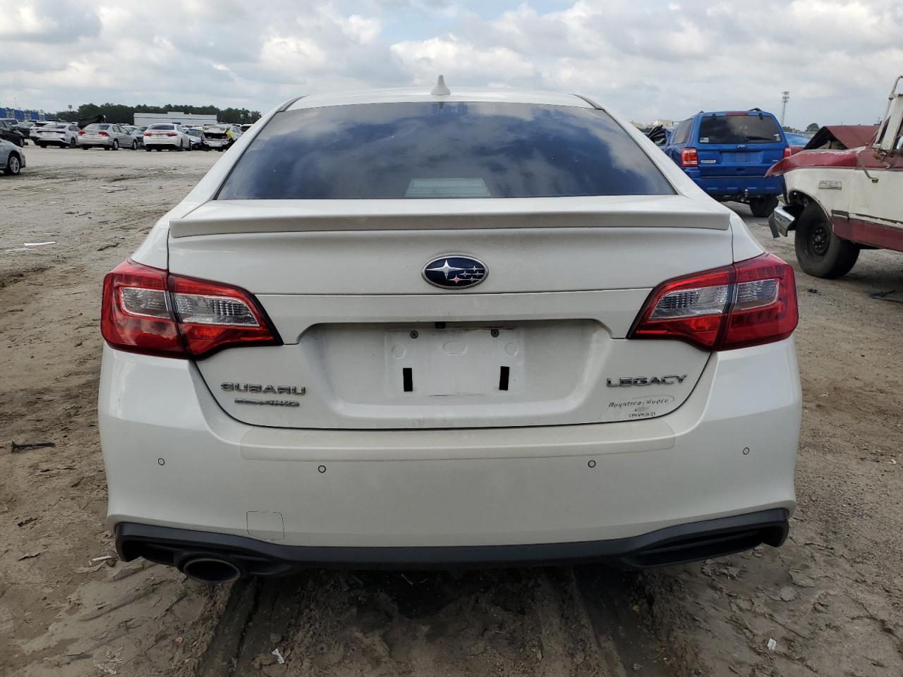 2019 SUBARU Legacy
