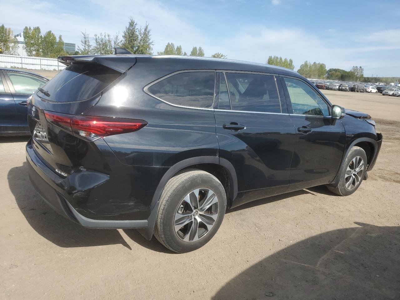 2020 TOYOTA HIGHLANDER