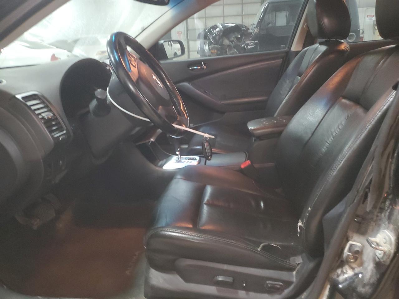 2012 NISSAN ALTIMA