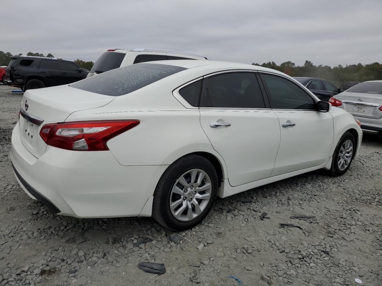 2017 NISSAN ALTIMA