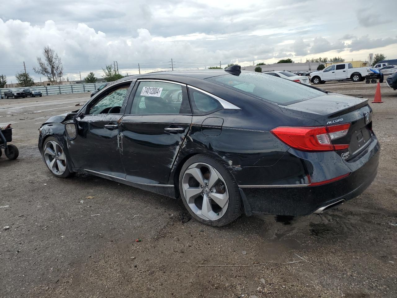 2018 HONDA ACCORD