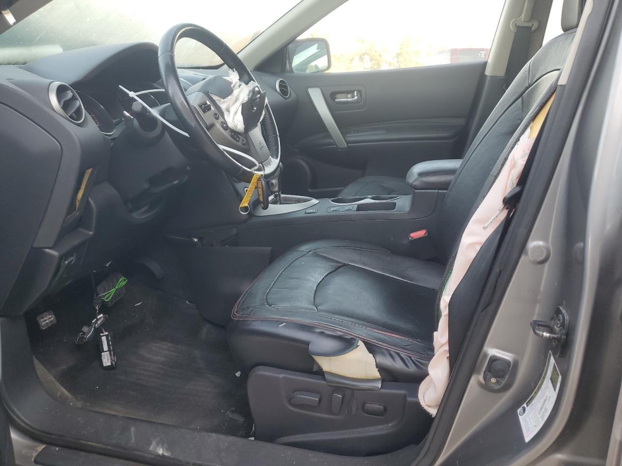2013 NISSAN ROGUE