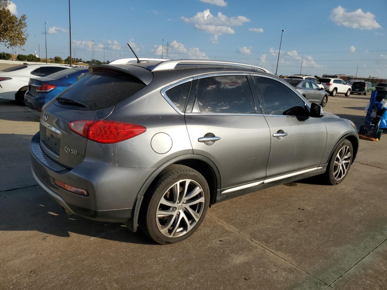 2017 INFINITI QX50