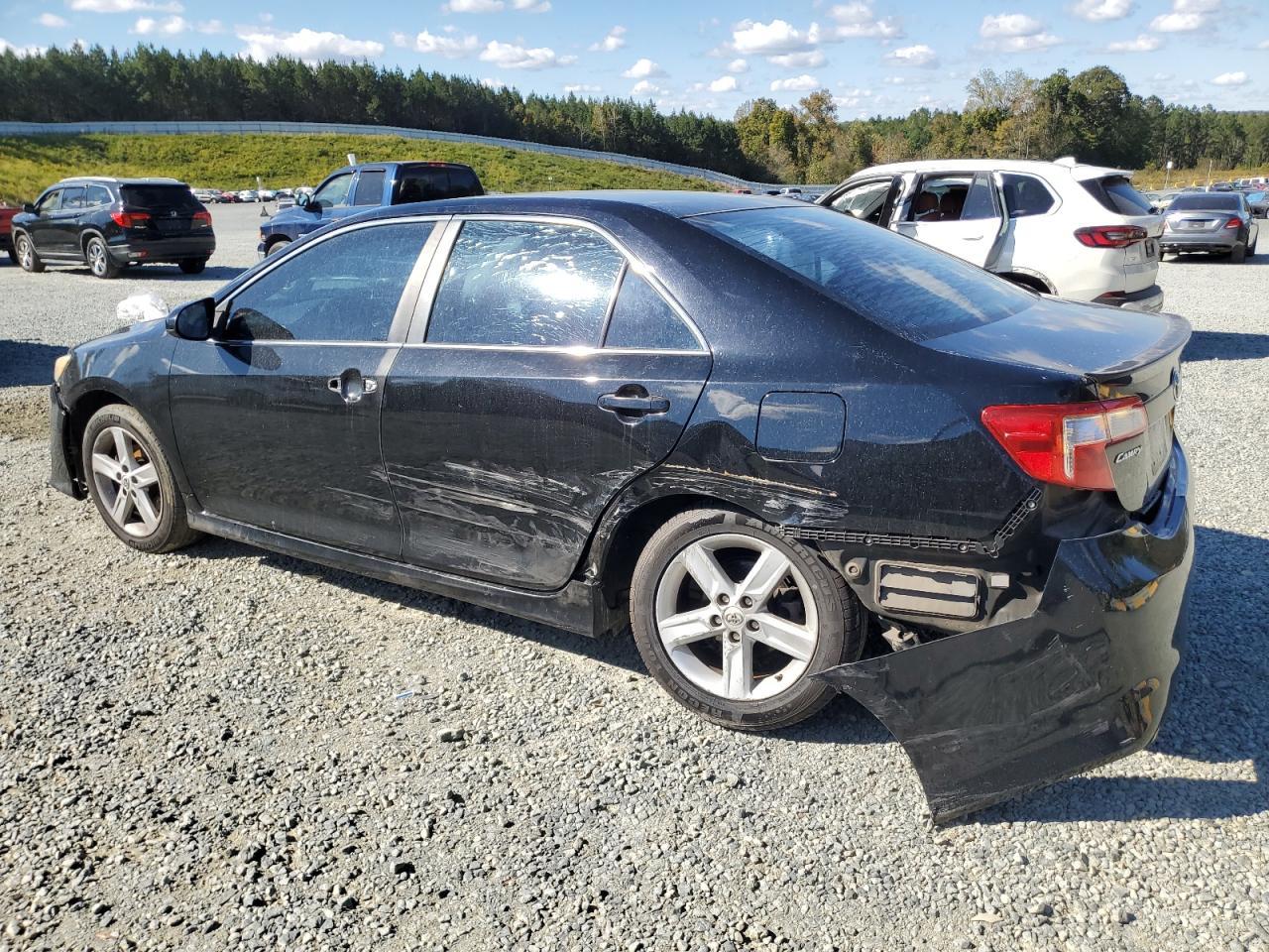 2013 TOYOTA CAMRY