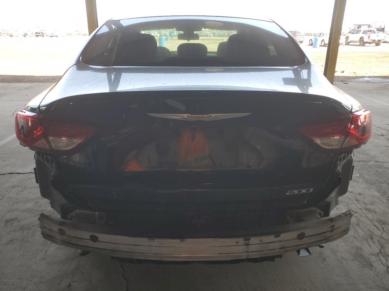 2016 CHRYSLER 200