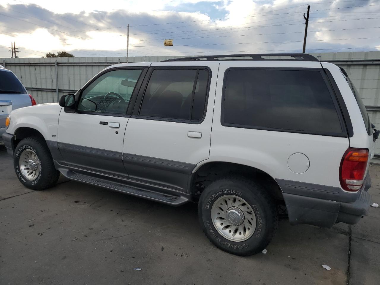2001 MERCURY Mountaineer