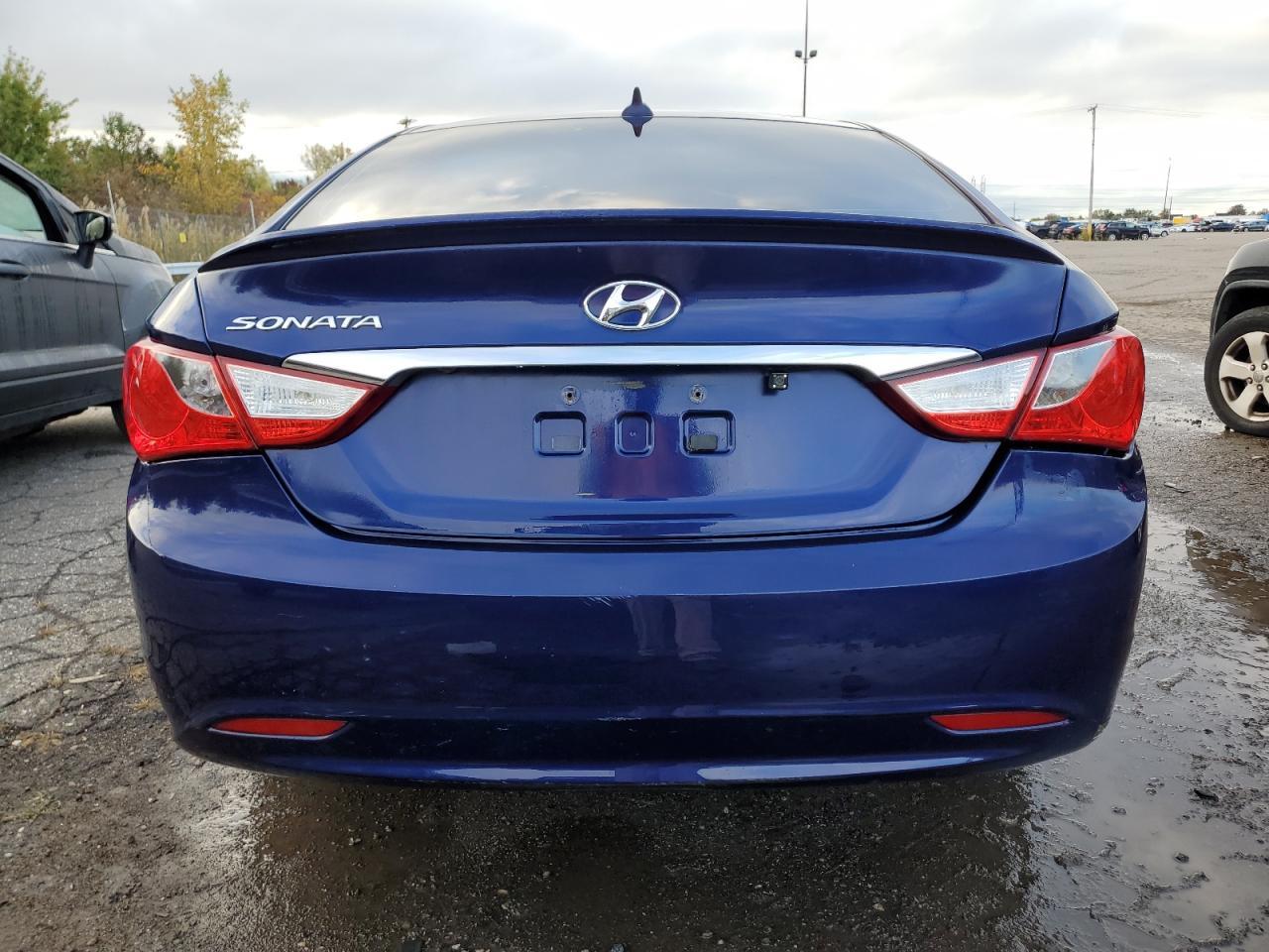 2013 HYUNDAI SONATA