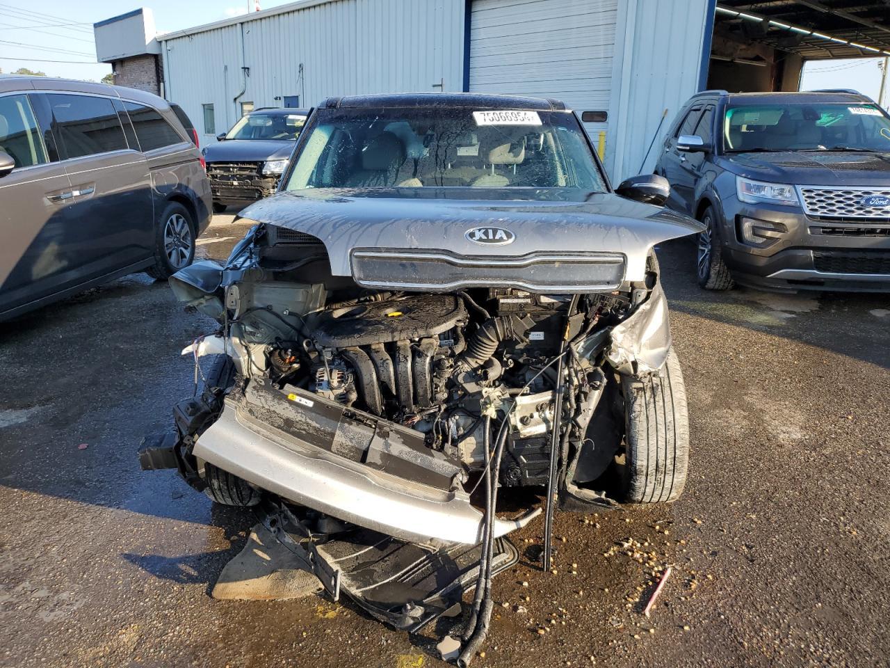 2017 KIA SOUL