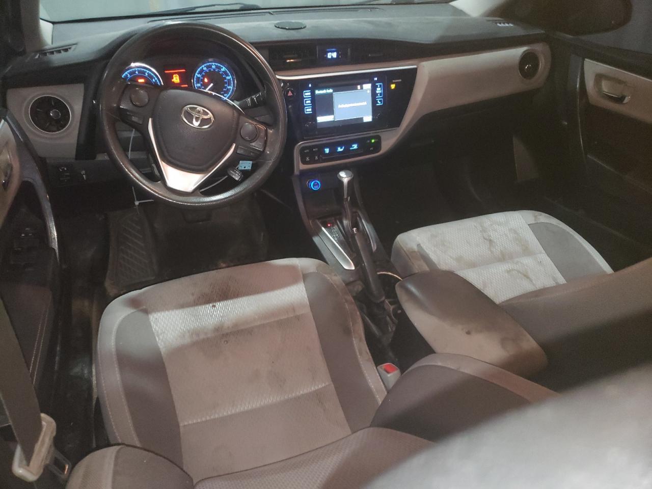 2017 TOYOTA COROLLA