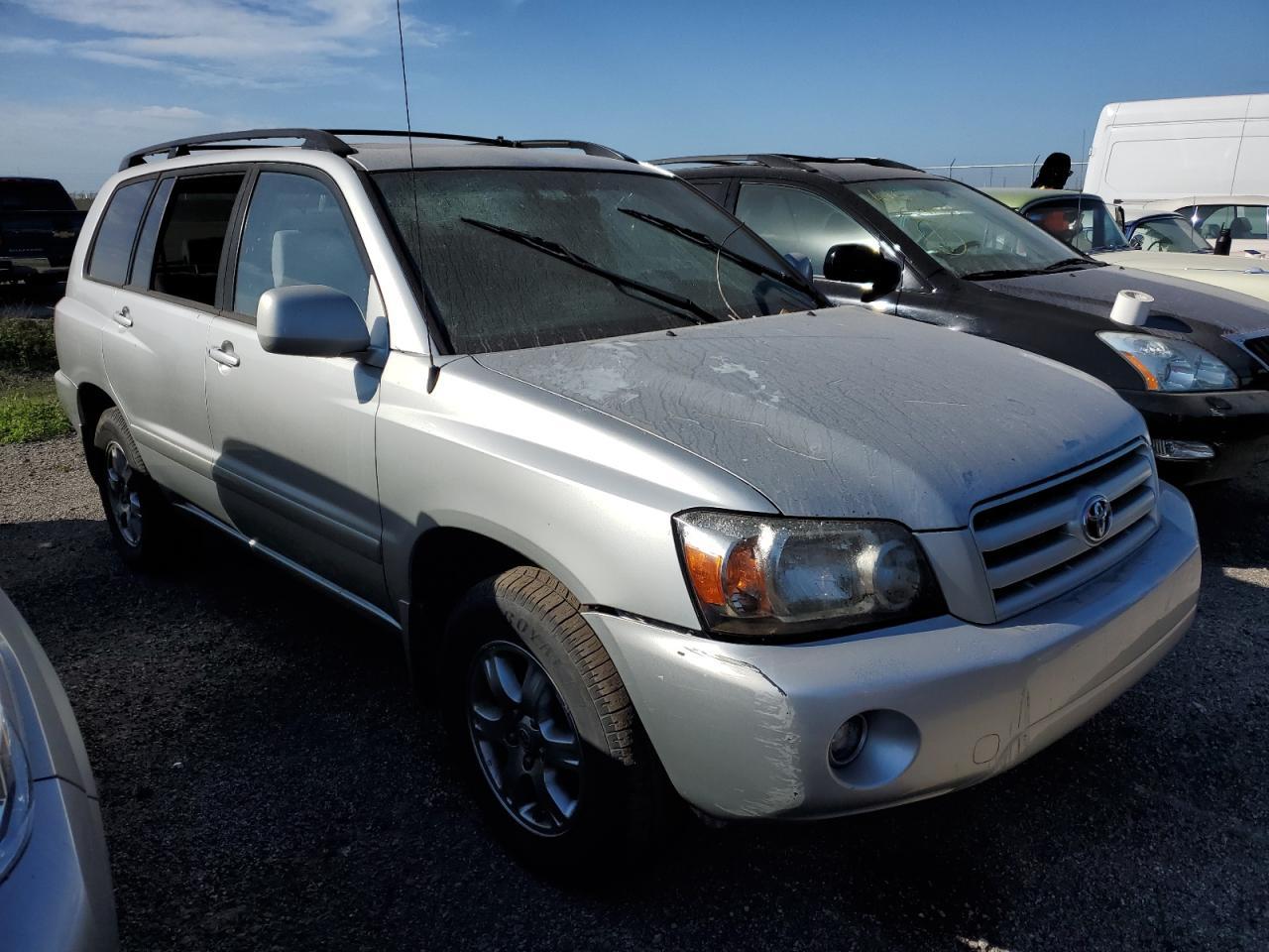 2005 TOYOTA HIGHLANDER